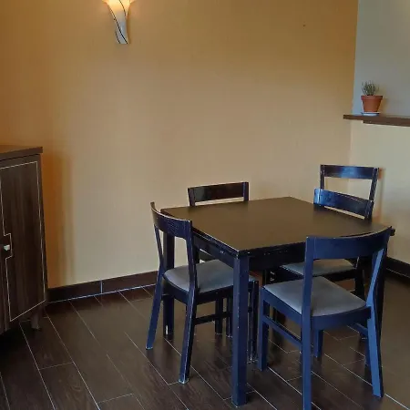 T3 A - Avec Piscine Et Sauna - 6 Pers, Terrasse, Parking Inclus - Fr-1-165b-10 Jausiers